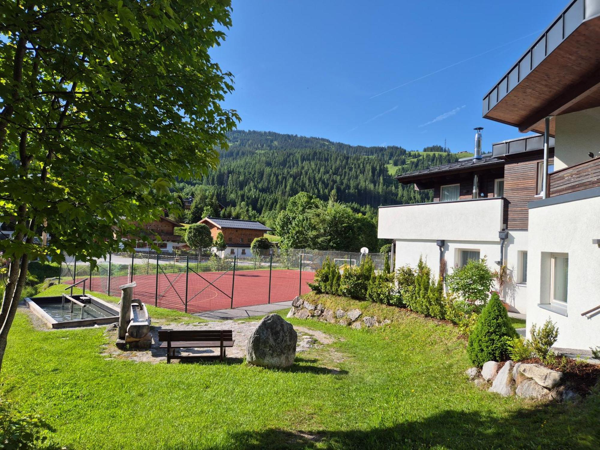 Ferienwohnung Simonhof Maria Alm am Steinernen Meer Eksteriør billede